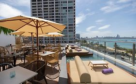 โรงแรม พัทยาซีวิว - SHA Extra Plus